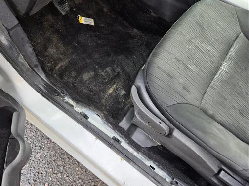 Silver 2008 Ford Focus SE