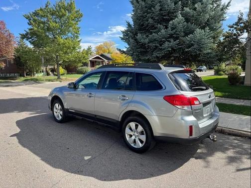 2011 Subaru Outback 2.5 i Premium