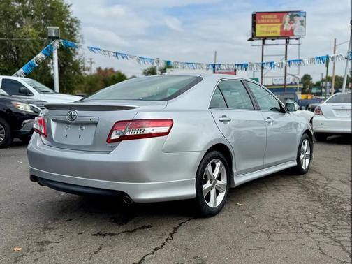 2011 Toyota Camry SE