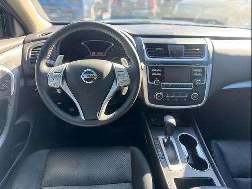 2017 Nissan Altima 2.5 SR