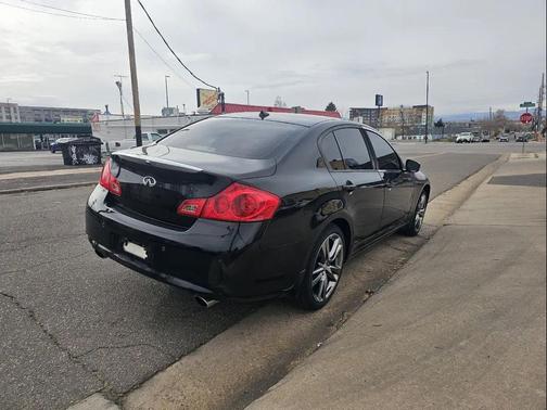 2012 INFINITI G37x Base