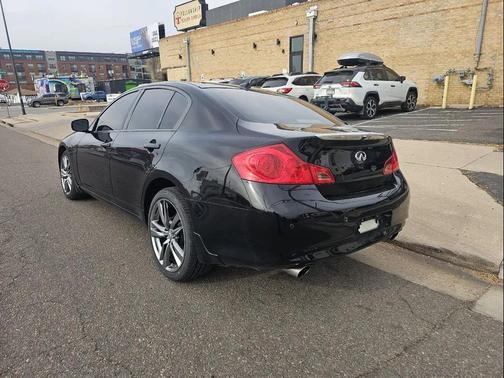 2012 INFINITI G37x Base