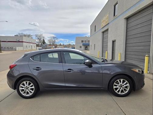 2015 Mazda Mazda3 i Touring