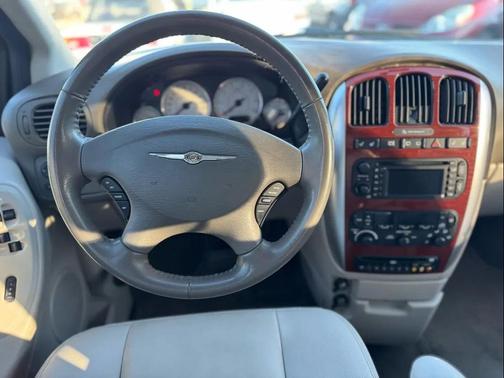 2007 Chrysler Town & Country Limited