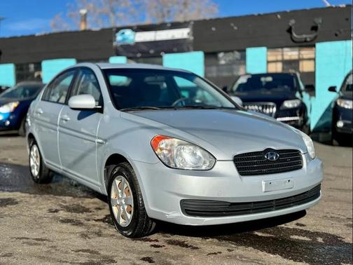 2011 Hyundai Accent GLS