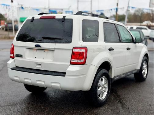 White 2011 Ford Escape XLT