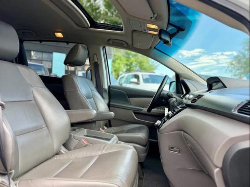 Taffeta White 2012 Honda Odyssey EX-L