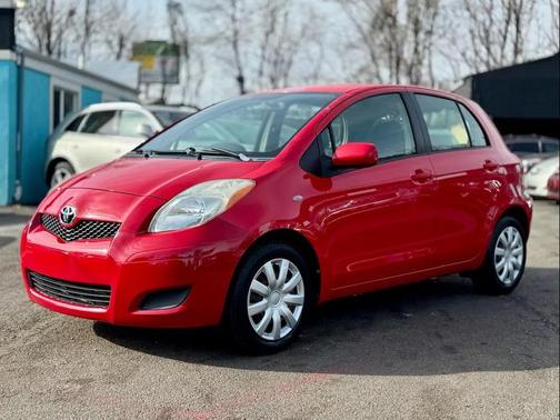2009 Toyota Yaris Base