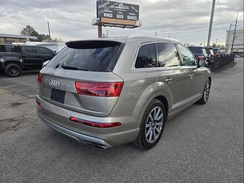 2017 Audi Q7 3.0T Prestige