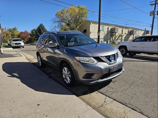 2016 Nissan Rogue SV