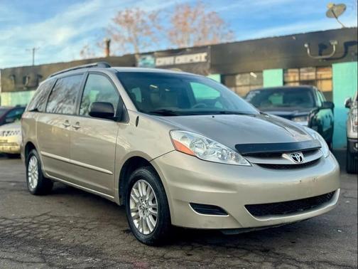 2008 Toyota Sienna LE
