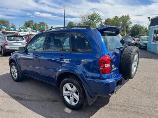 2005 Toyota RAV4 Base
