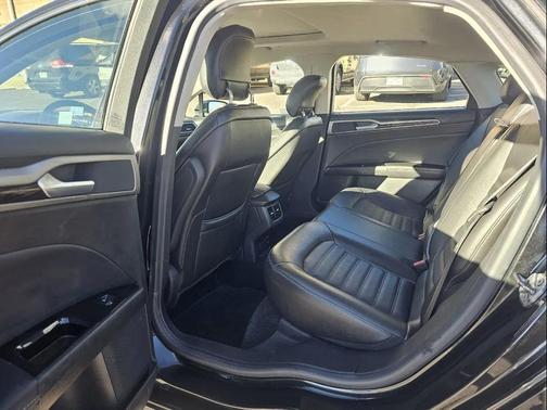 2013 Ford Fusion Hybrid SE Hybrid