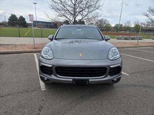 2018 Porsche Cayenne Platinum Edition