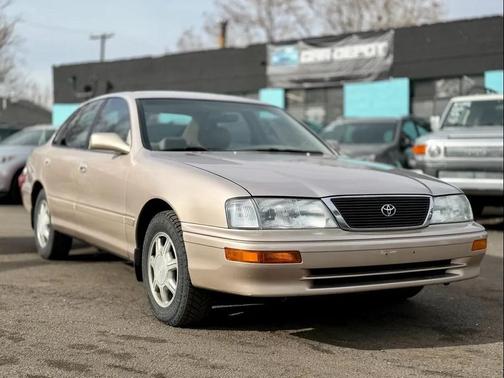 1996 Toyota Avalon XLS