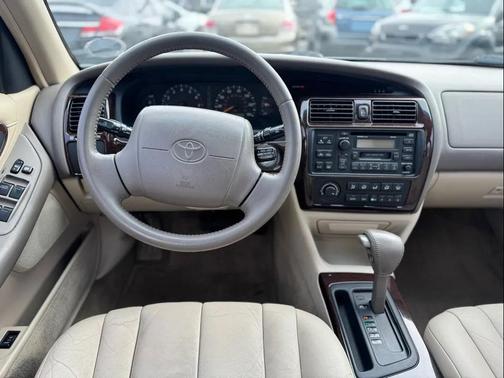 1999 Toyota Avalon XLS