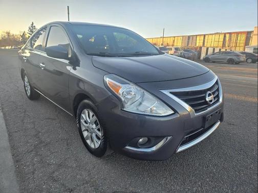 2015 Nissan Versa 1.6 SV