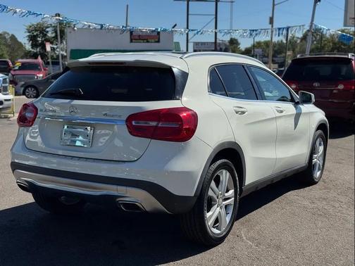 2015 Mercedes-Benz GLA-Class 4MATIC