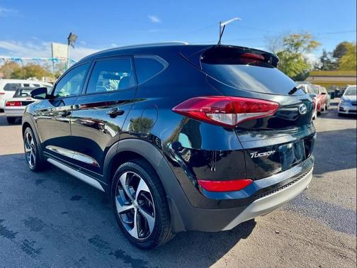 2017 Hyundai TUCSON Sport