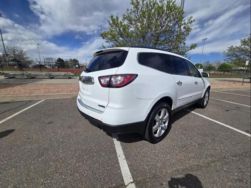 White 2017 Chevrolet Traverse Premier