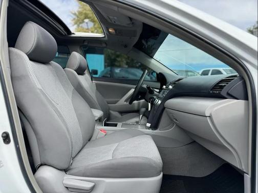 2007 Toyota Camry SE V6