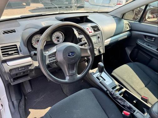 2014 Subaru Impreza 2.0i