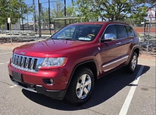 Deep Cherry Red Crystal Pearlcoat 2013 Jeep Grand Cherokee Overland