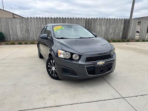 2013 Chevrolet Sonic LS