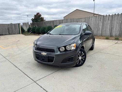 2013 Chevrolet Sonic LS