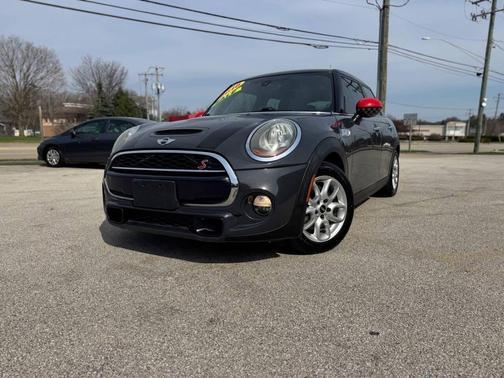 Moonwalk Grey Metallic 2016 MINI Hardtop Cooper S