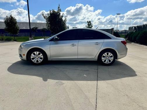 2013 Chevrolet Cruze LS