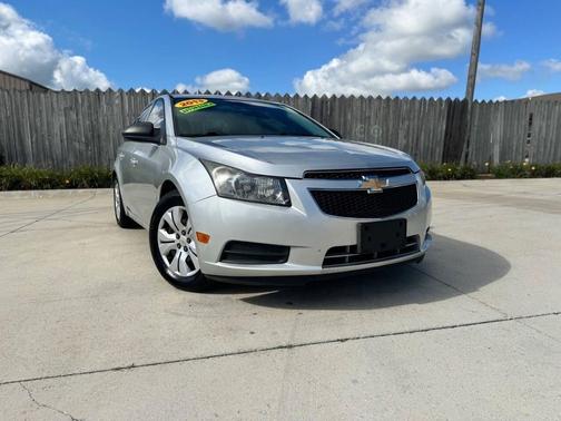 2013 Chevrolet Cruze LS