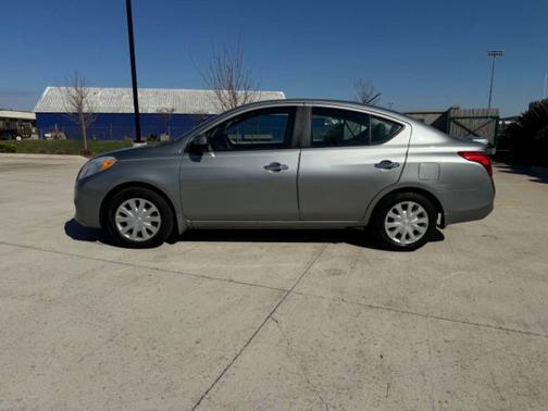 2013 Nissan Versa 1.6 S