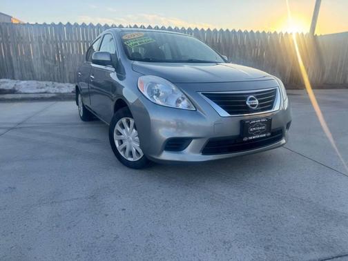 2013 Nissan Versa 1.6 S