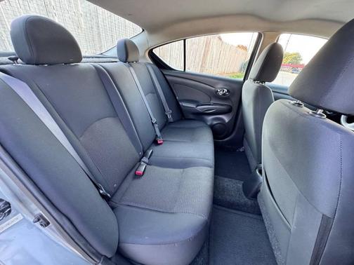 2013 Nissan Versa 1.6 S