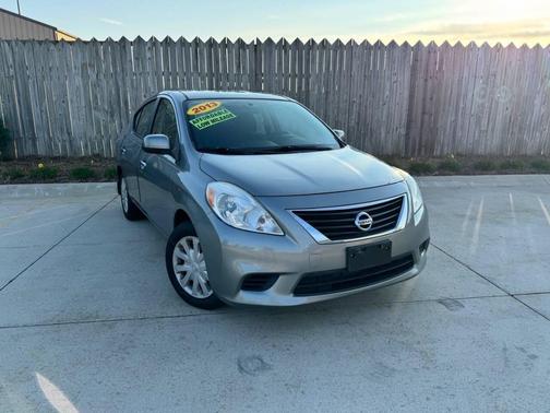 2013 Nissan Versa 1.6 S