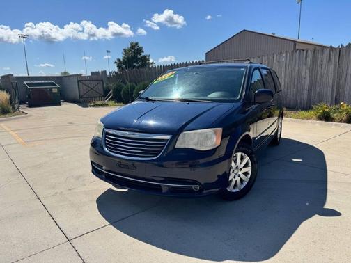2013 Chrysler Town & Country Touring