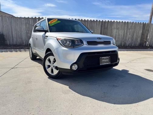 2015 Kia Soul Base