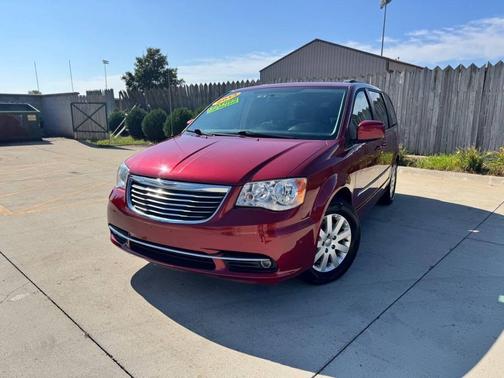 2013 Chrysler Town & Country Touring