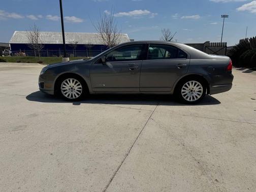 2011 Ford Fusion Hybrid Base