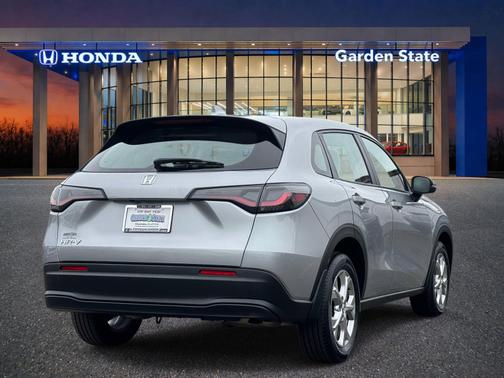 Lunar Silver Metallic 2023 Honda HR-V