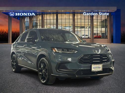 Nordic Forest Pearl 2023 Honda HR-V