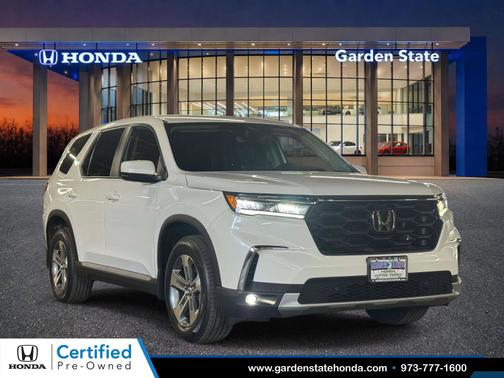 Platinum White Pearl 2023 Honda Pilot