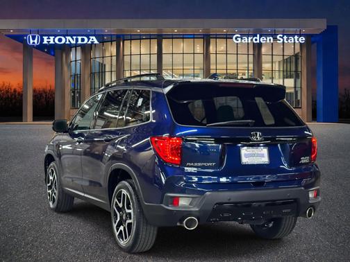 Obsidian Blue Pearl 2023 Honda Passport