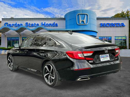 2022 Honda Accord 