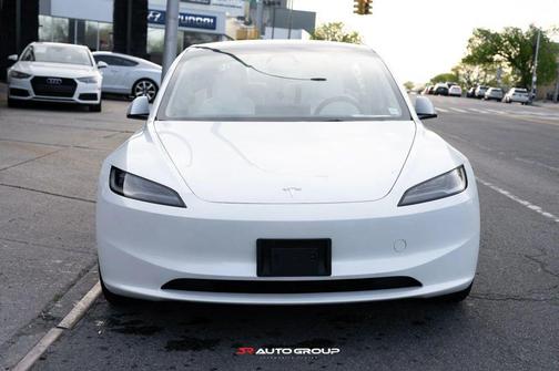 Pearl White Multi-Coat 2025 Tesla Model 3 Long Range