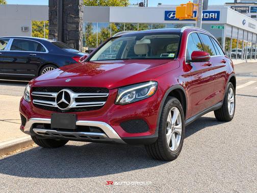 designo Cardinal Red Metallic 2018 Mercedes-Benz GLC 300 4MATIC
