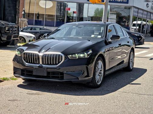 Gray 2024 BMW 530 xDrive