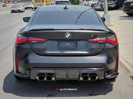 Black Sapphire Metallic 2022 BMW M4 Competition xDrive