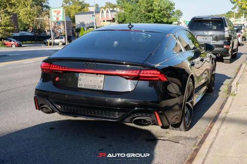 2021 Audi RS 7 4.0T